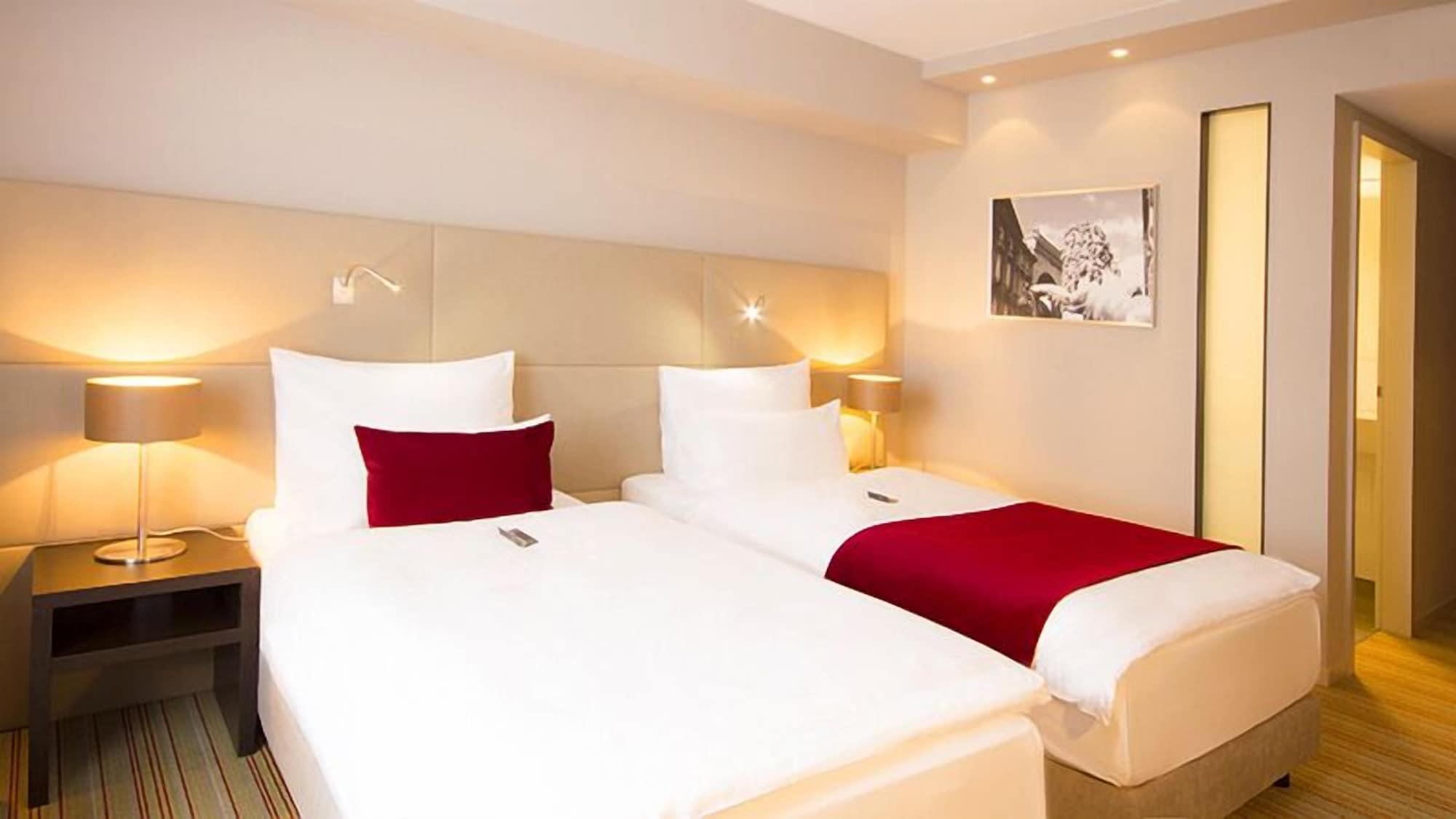 Marc Hotel